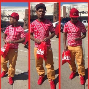 Meet your Posher, Dee